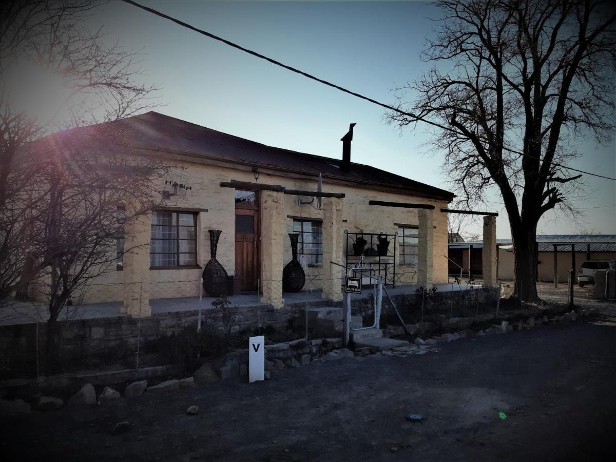 Sutherland Guest House Buitenkant foto