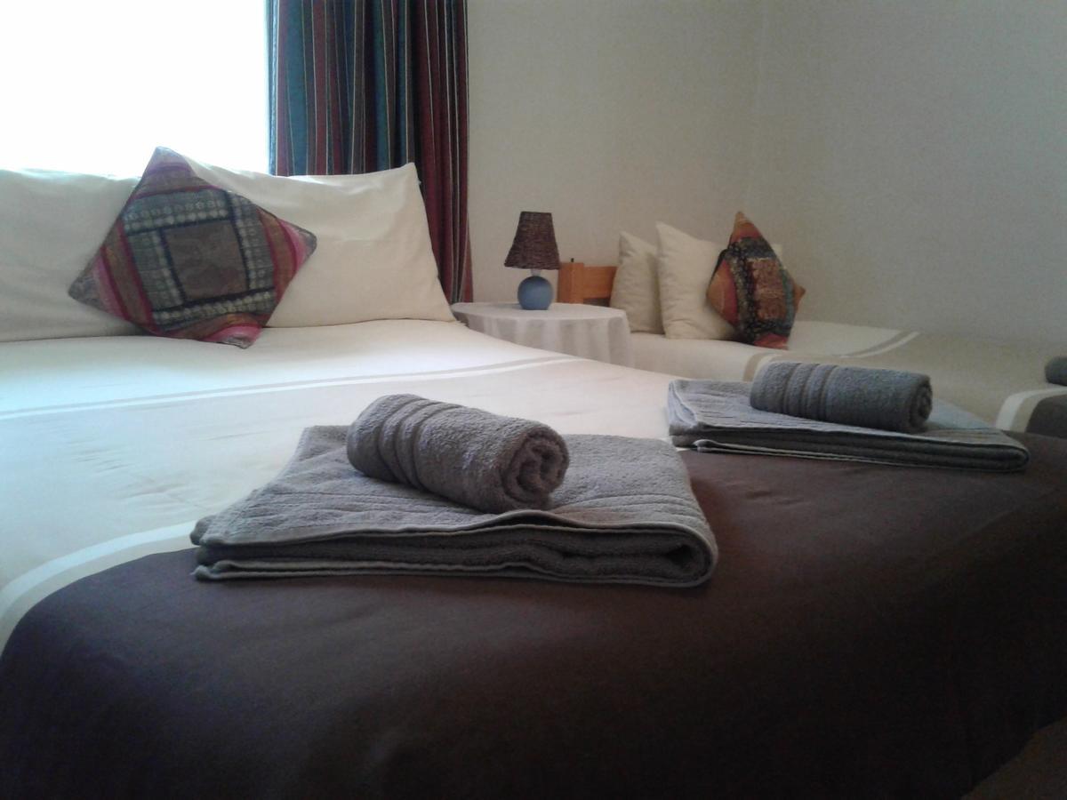 Sutherland Guest House Buitenkant foto