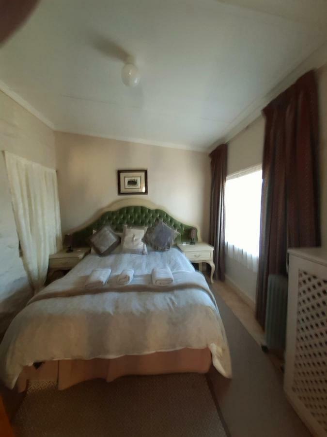 Sutherland Guest House Buitenkant foto