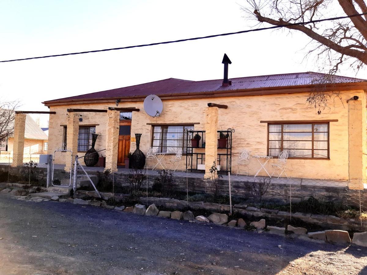 Sutherland Guest House Buitenkant foto
